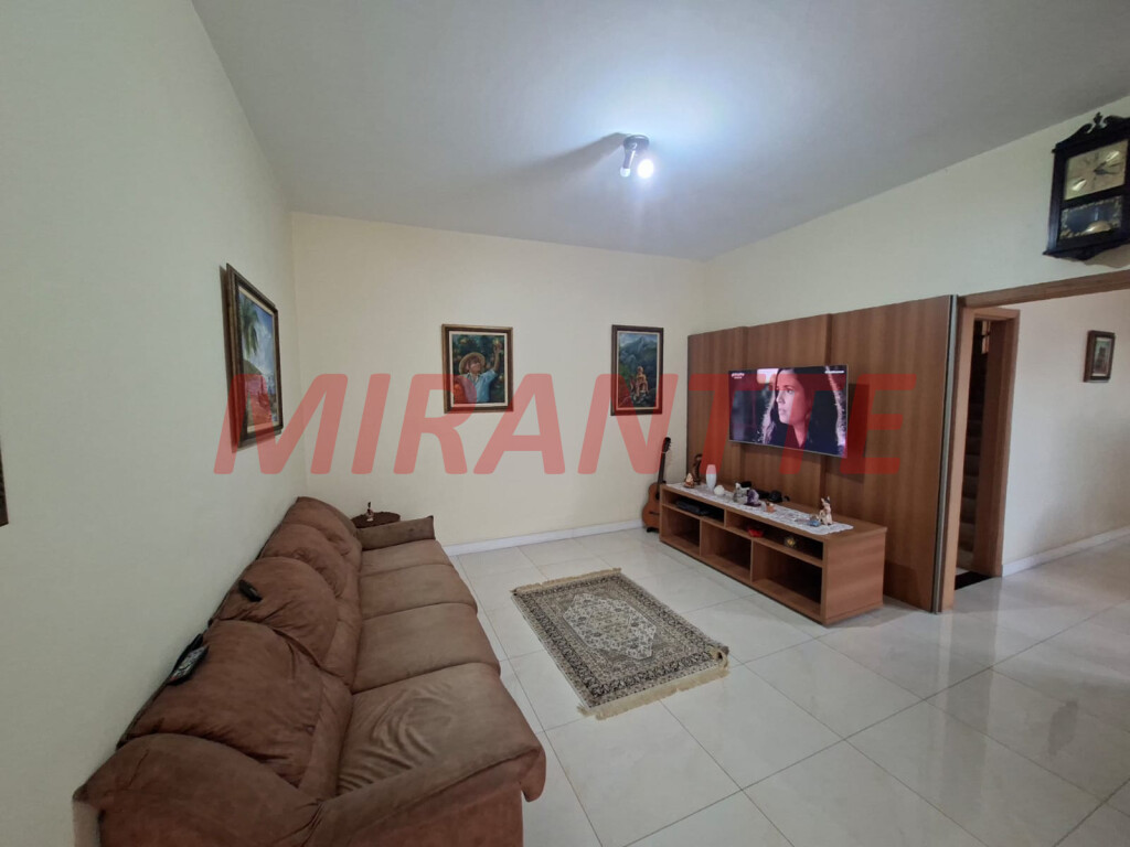 Sobrado de 245m² com 4 quartos em Jardim São Paulo