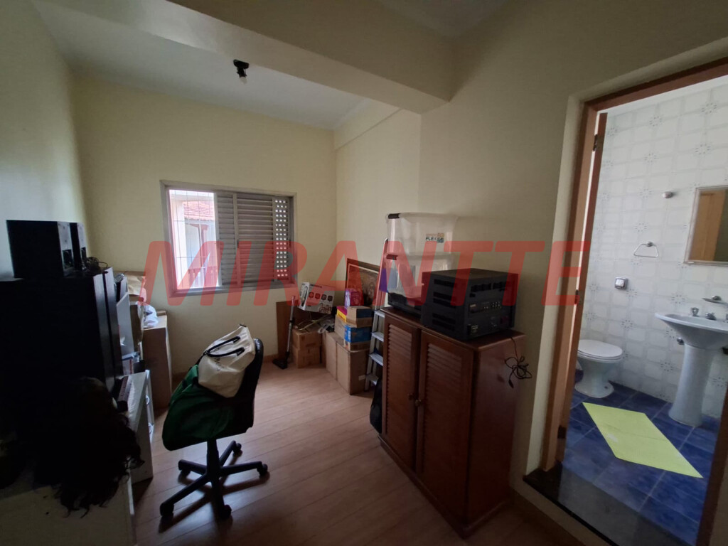 Sobrado de 245m² com 4 quartos em Jardim São Paulo
