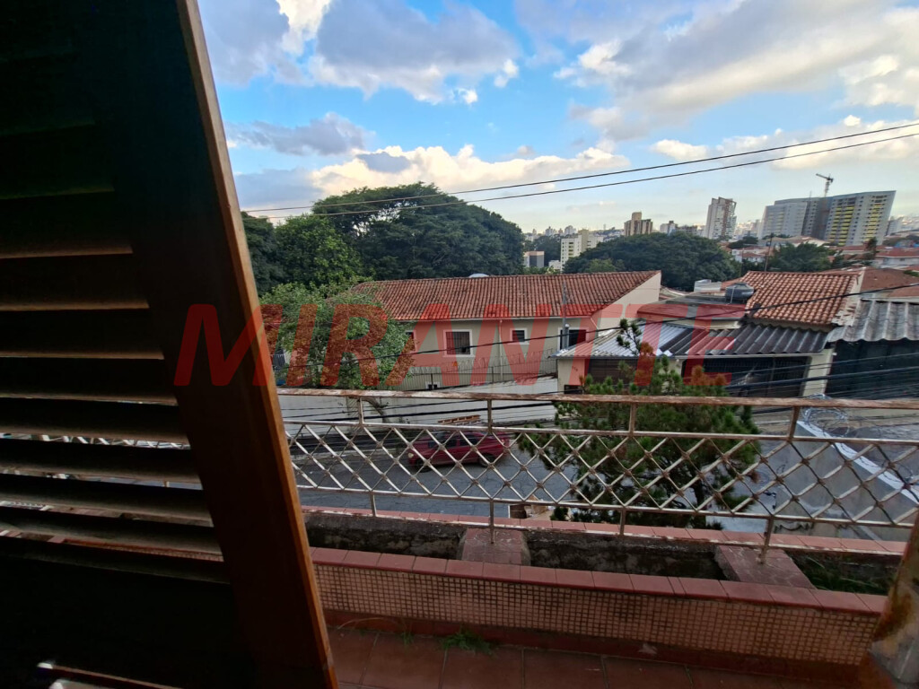 Sobrado de 245m² com 4 quartos em Jardim São Paulo