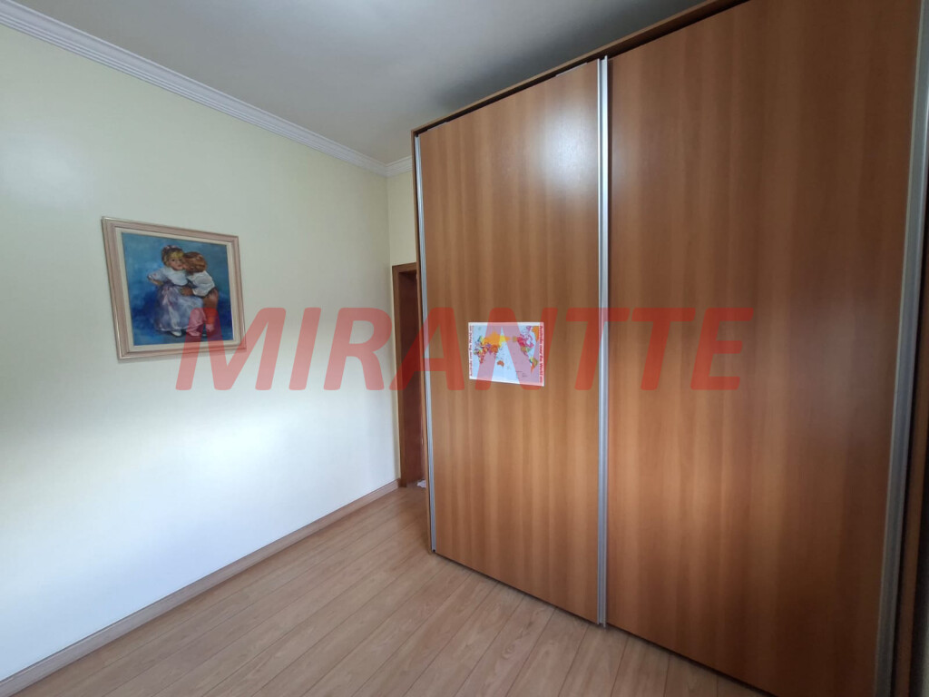 Sobrado de 245m² com 4 quartos em Jardim São Paulo