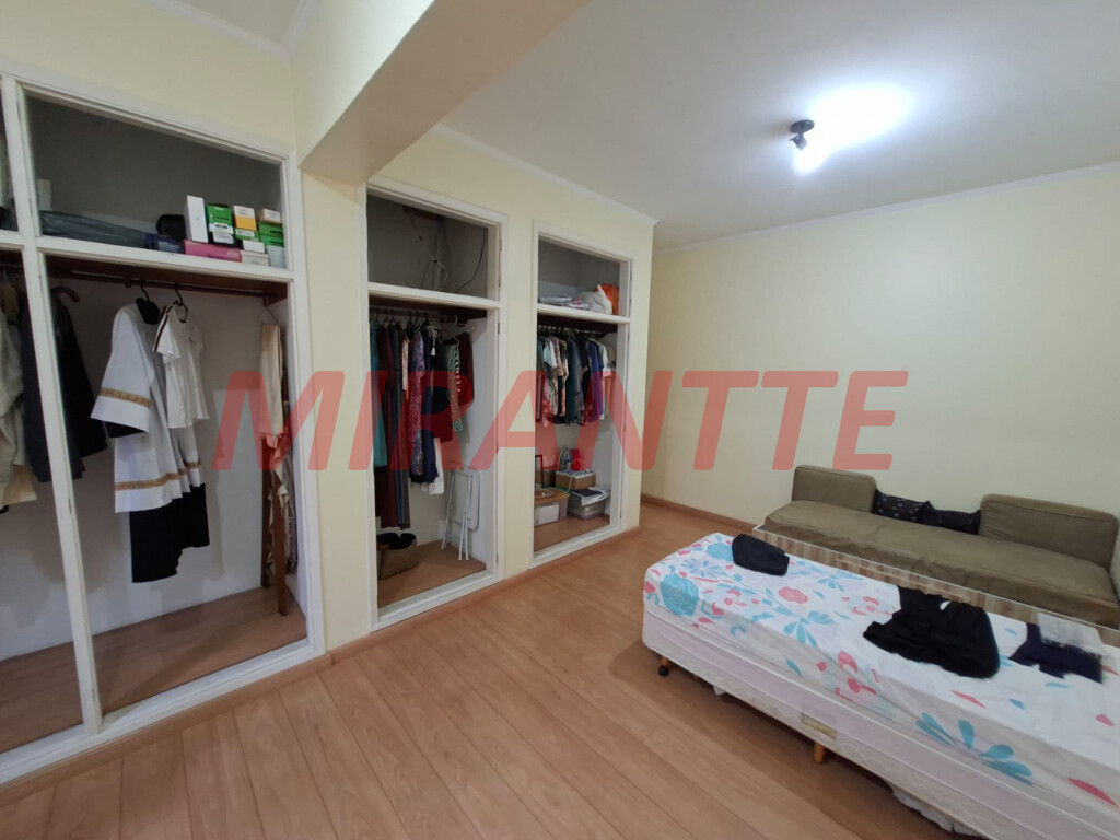 Sobrado de 245m² com 4 quartos em Jardim São Paulo