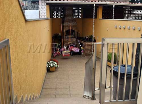 Sobrado de 138m² com 3 quartos em Vila Gustavo