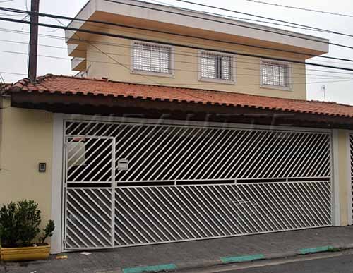 Sobrado de 138m² com 3 quartos em Vila Gustavo