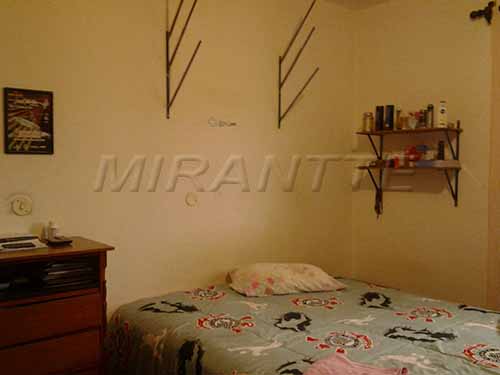 Sobrado de 180m² com 3 quartos em Horto Florestal