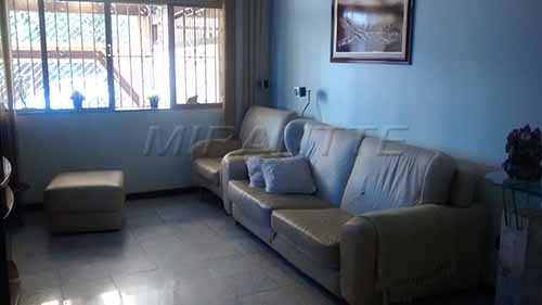 Sobrado de 130m² com 3 quartos em Santana