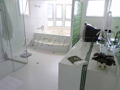 Sobrado de 1200m² com 4 quartos em Jardim Itatinga