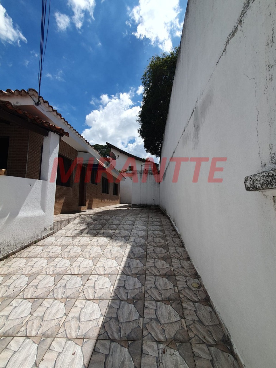 Casa terrea de 154m² com 3 quartos em Horto Florestal