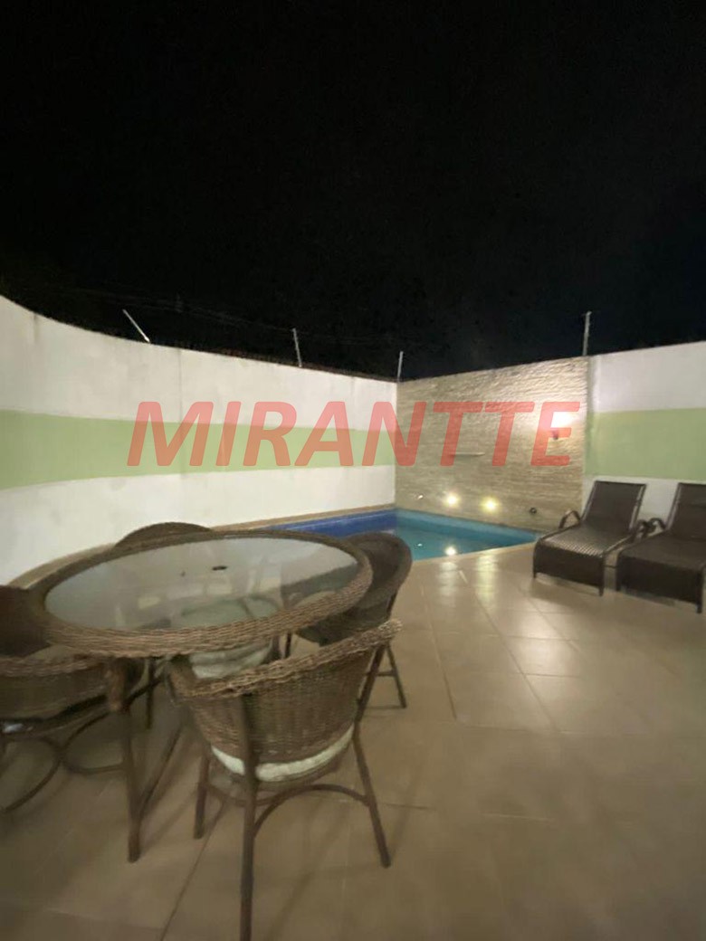 Sobrado com 4 quartos em Horto Florestal