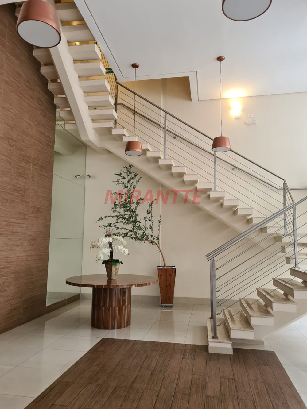 Apartamento de 77m² com 2 quartos em Santana
