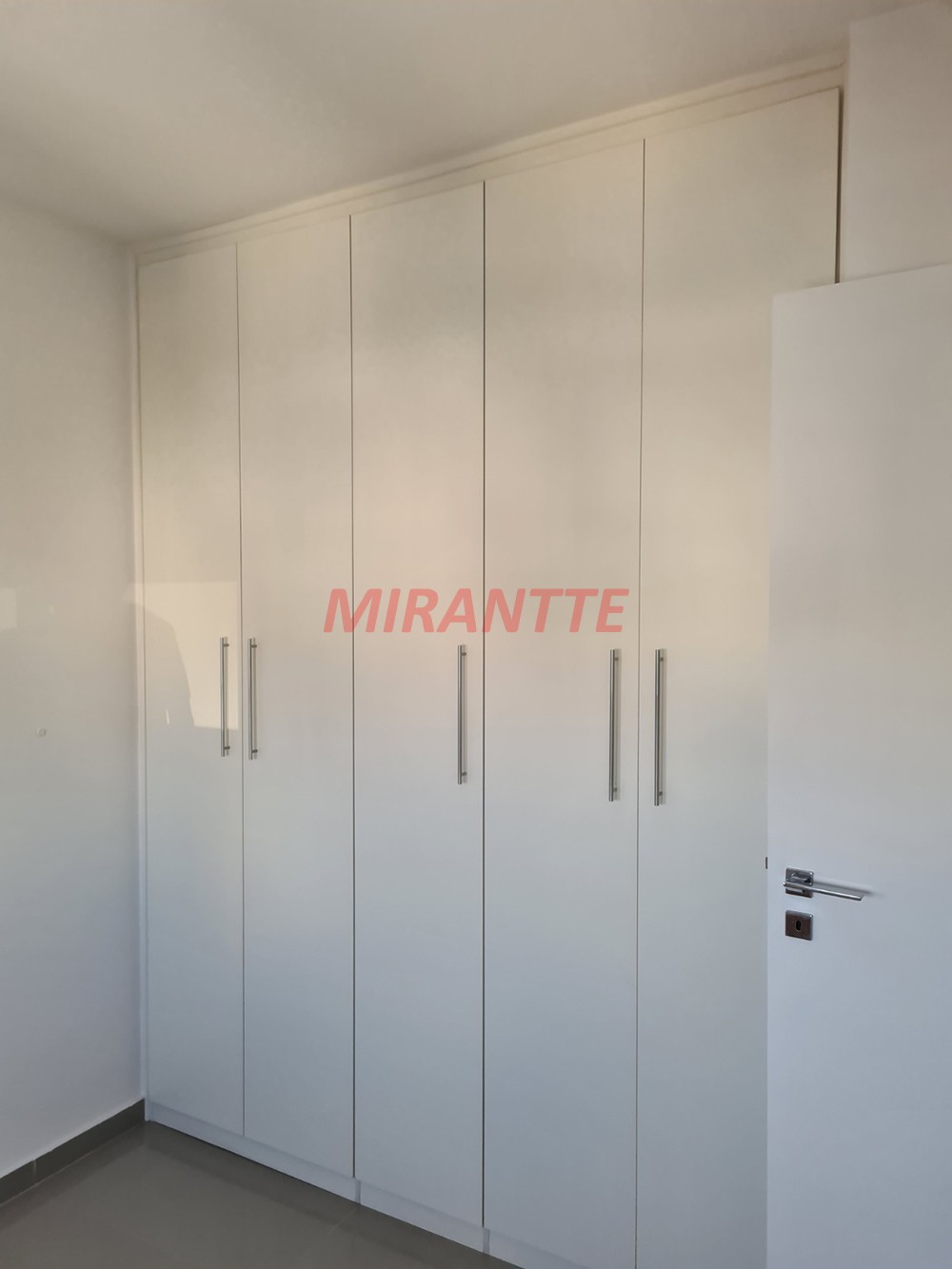 Apartamento de 77m² com 2 quartos em Santana
