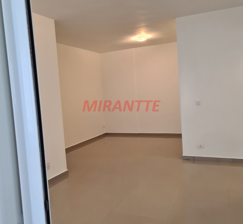 Apartamento de 77m² com 2 quartos em Santana