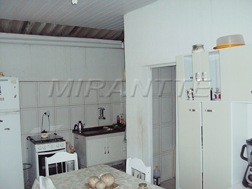 Casa terrea de 242m² com 3 quartos em Casa Verde Alta