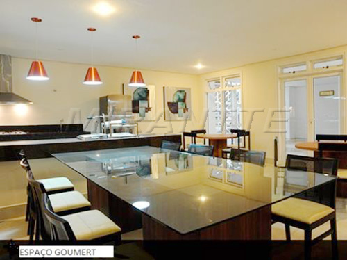 Apartamento de 298m² com 4 quartos em Bosque da Saúde
