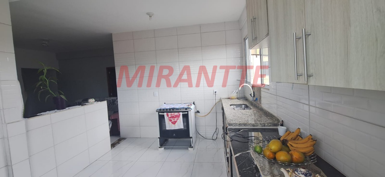 Sobrado de 270m² com 4 quartos em Vila Nova Cachoeirinha