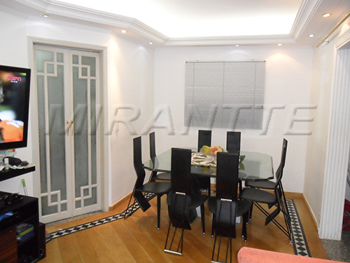Apartamento de 112m² com 3 quartos em Água Fria