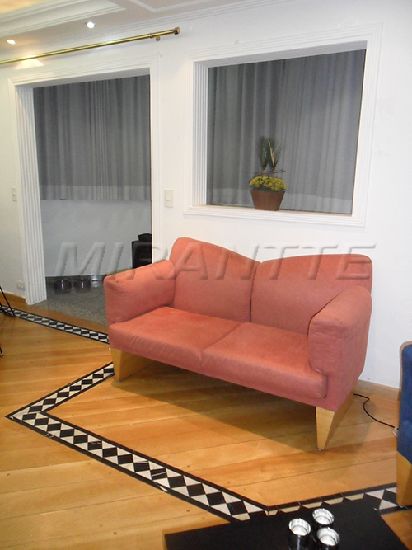 Apartamento de 112m² com 3 quartos em Água Fria