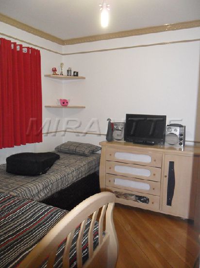 Apartamento de 112m² com 3 quartos em Água Fria