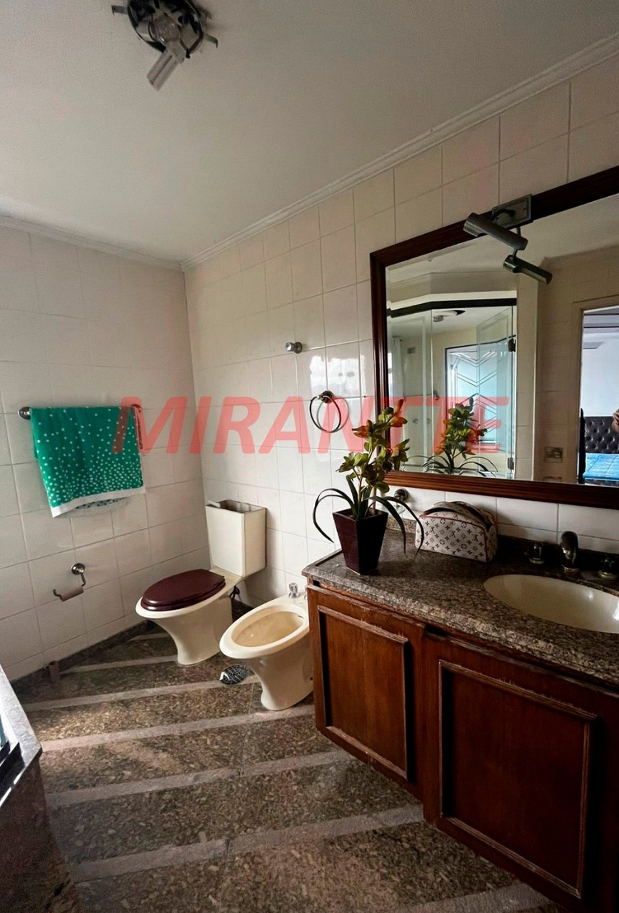 Cobertura de 350m² com 4 quartos em Horto Florestal