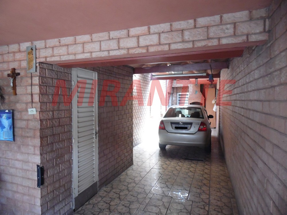 Sobrado com 10 quartos em Casa Verde