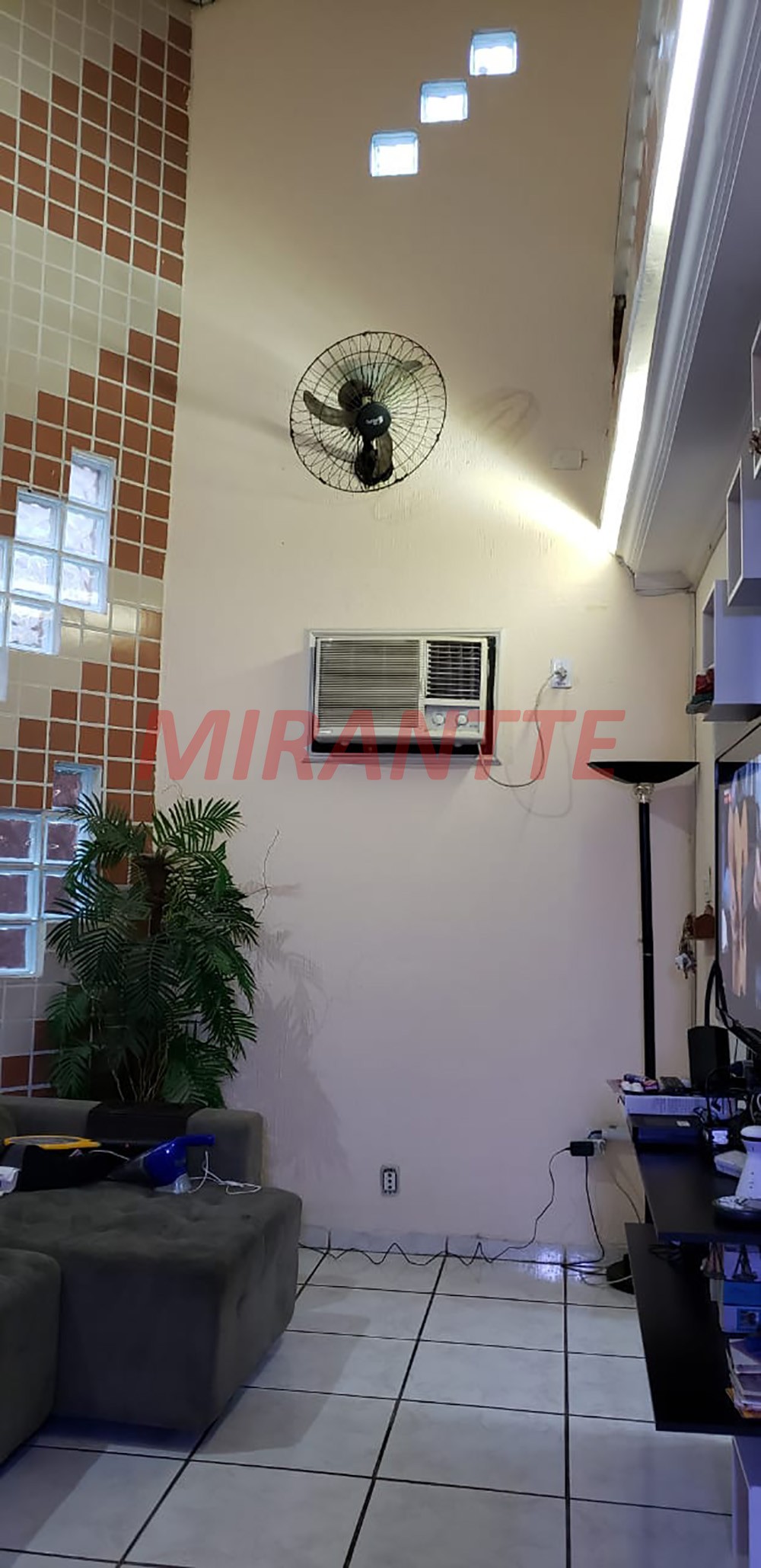 Sobrado com 10 quartos em Casa Verde