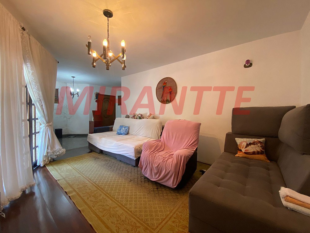 Sobrado de 403m² com 4 quartos em Jardim Tremembé