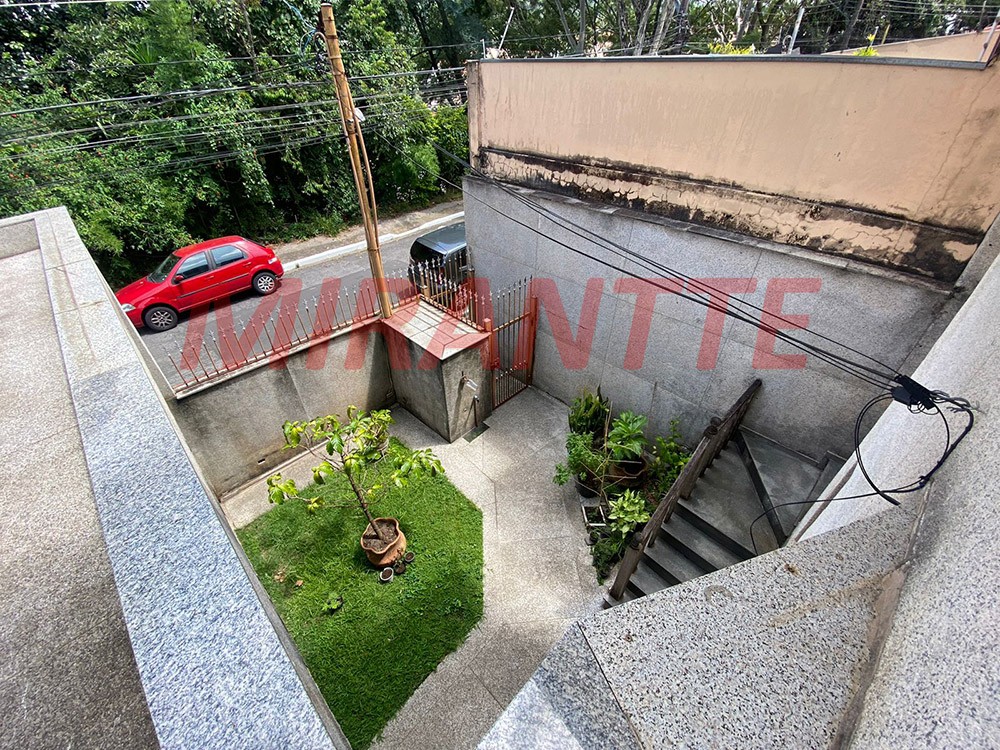 Sobrado de 403m² com 4 quartos em Jardim Tremembé