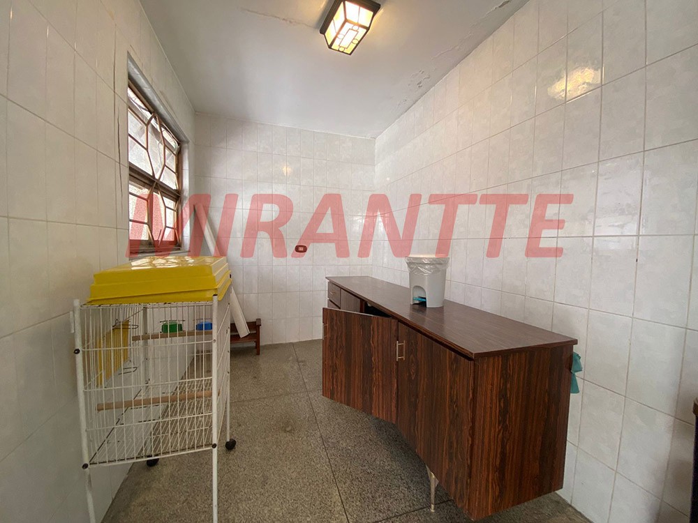 Sobrado de 403m² com 4 quartos em Jardim Tremembé