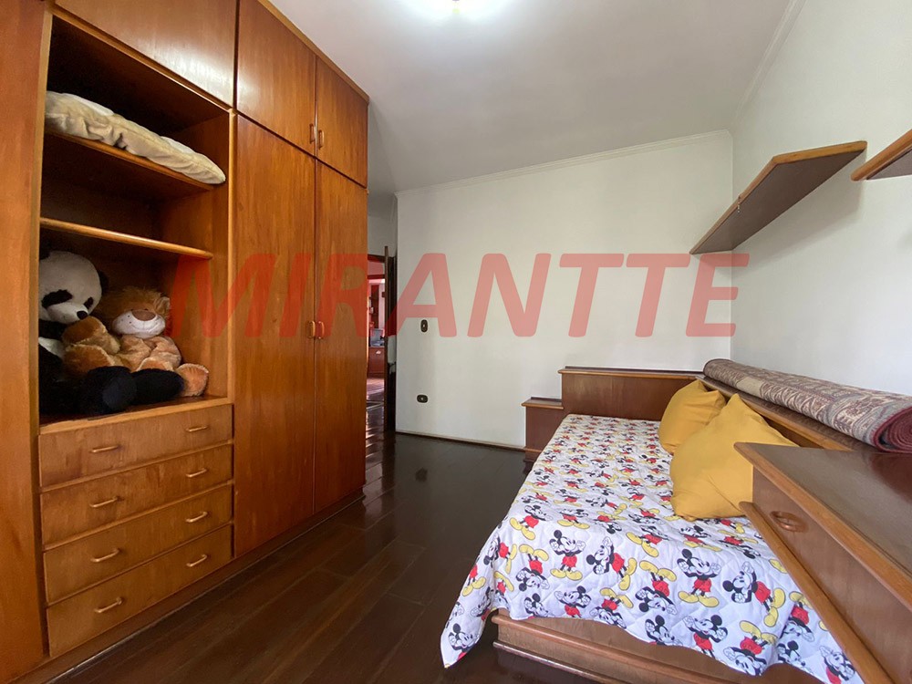 Sobrado de 403m² com 4 quartos em Jardim Tremembé