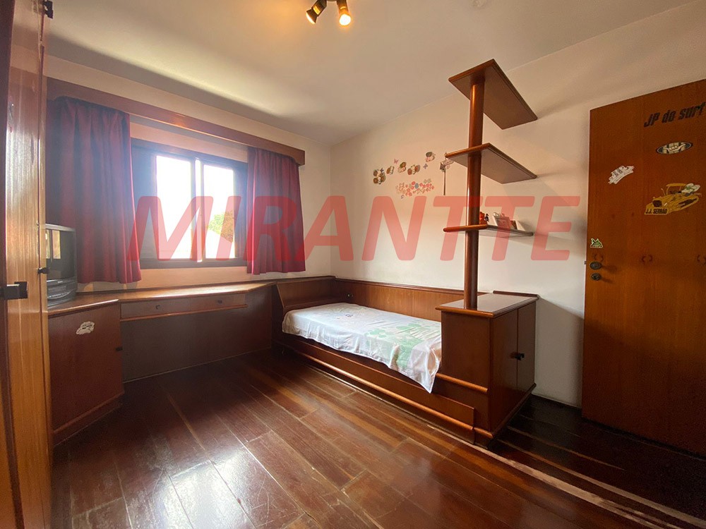 Sobrado de 403m² com 4 quartos em Jardim Tremembé