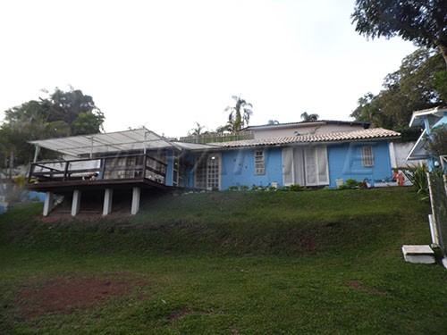 Casa terrea de 300m² com 3 quartos em Serra Da Cantareira