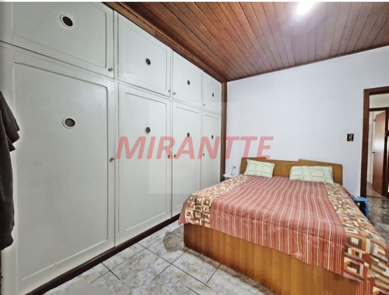 Sobrado de 150m² com 3 quartos em Santana