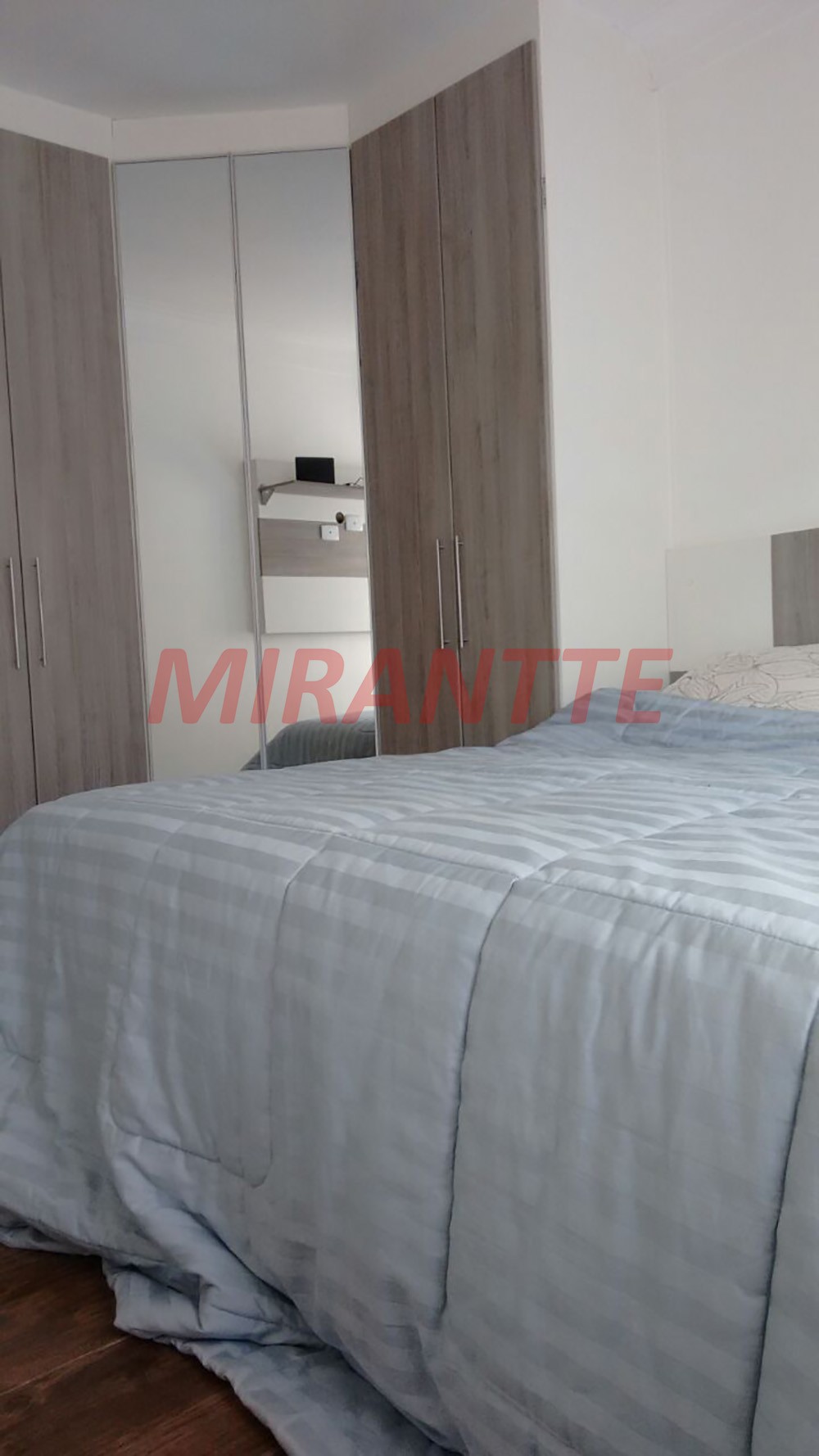 Sobrado de 210m² com 3 quartos em Parada Inglesa