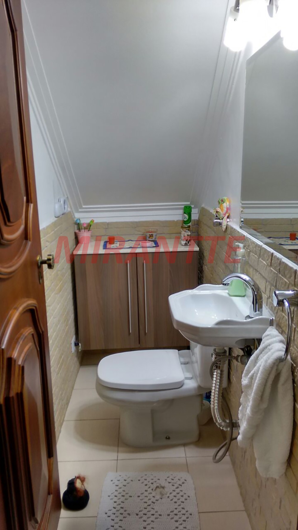 Sobrado de 210m² com 3 quartos em Parada Inglesa