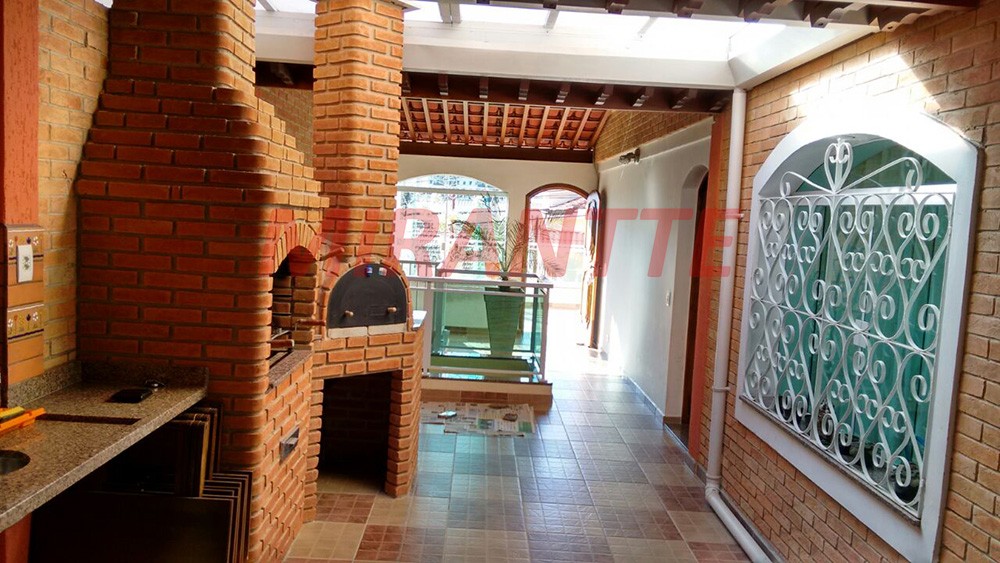 Sobrado de 210m² com 3 quartos em Parada Inglesa