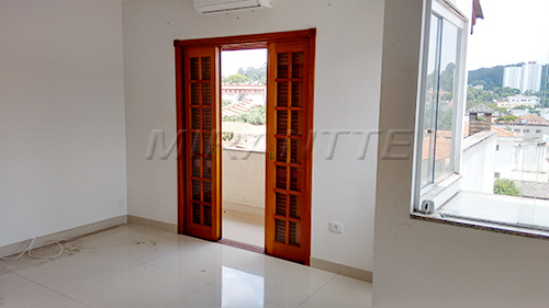 Sobrado de 400m² com 4 quartos em Jardim Virginia Bianca