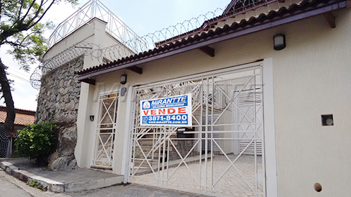 Sobrado de 400m² com 4 quartos em Jardim Virginia Bianca