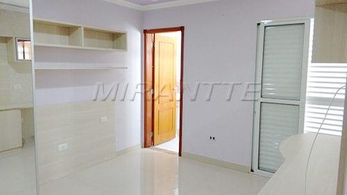 Sobrado de 400m² com 4 quartos em Jardim Virginia Bianca