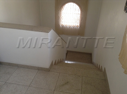 Sobrado de 260m² com 4 quartos em Santana