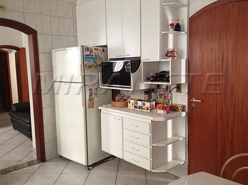 Sobrado de 260m² com 4 quartos em Santana