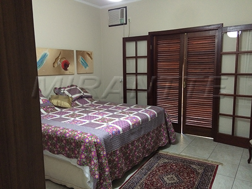 Casa terrea de 430m² com 5 quartos em Vila Mazzei