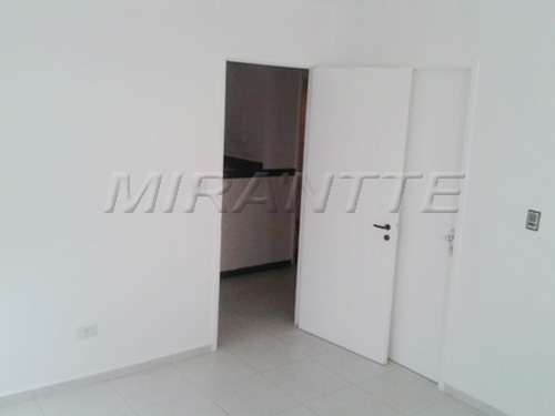 Comercial de 35m² em Santana