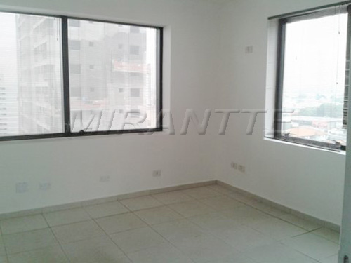 Comercial de 35m² em Santana