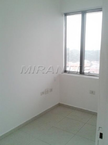 Comercial de 35m² em Santana