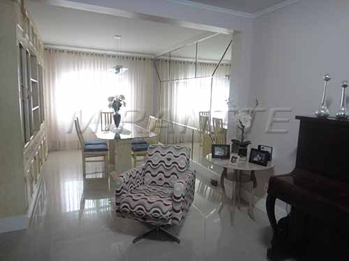 Sobrado de 200m² com 3 quartos em Limão