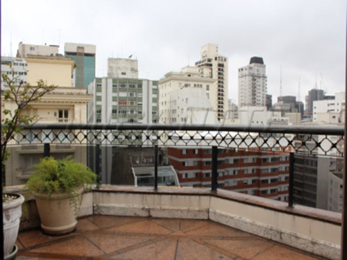 Apartamento de 259m² com 3 quartos em Jardim Paulista