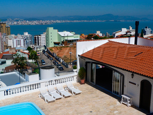 Sobrado com 3 quartos em Barra Funda