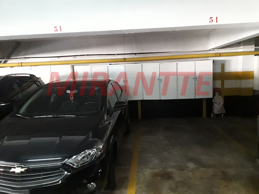 Apartamento com 3 quartos em Santana