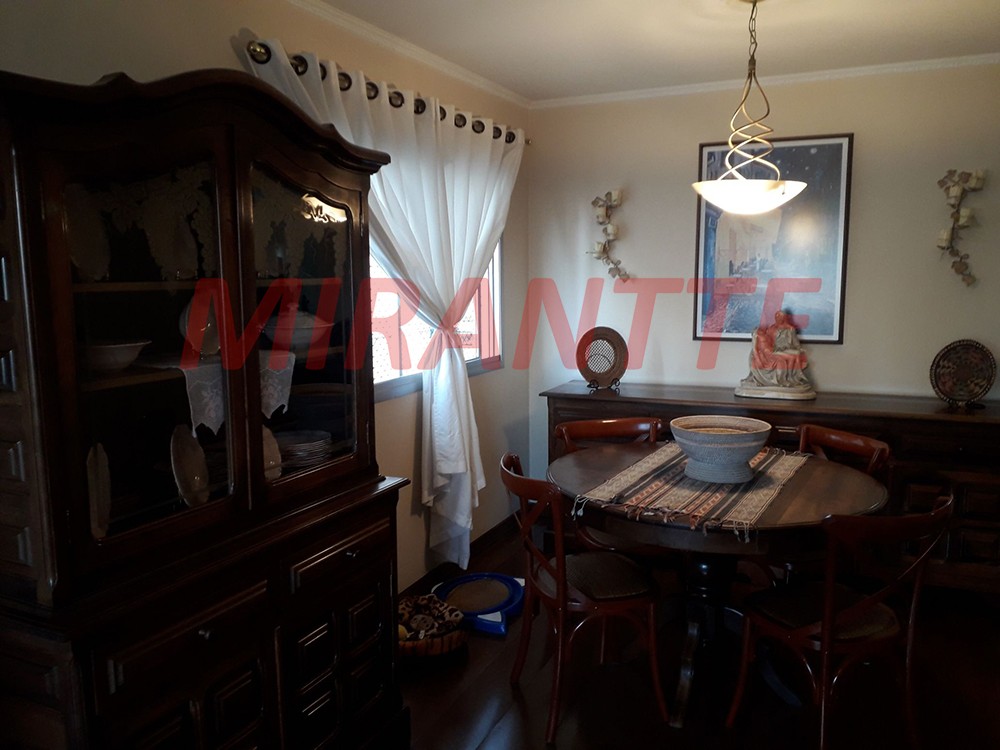 Apartamento com 3 quartos em Santana