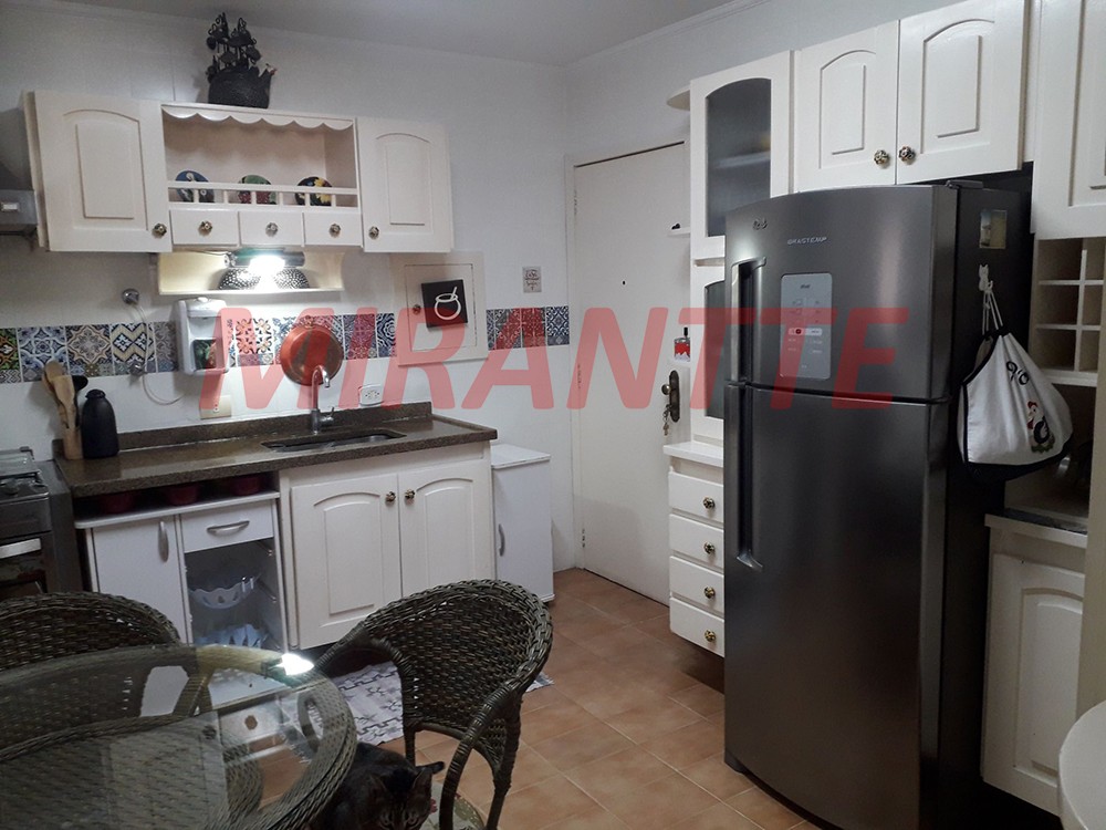 Apartamento com 3 quartos em Santana