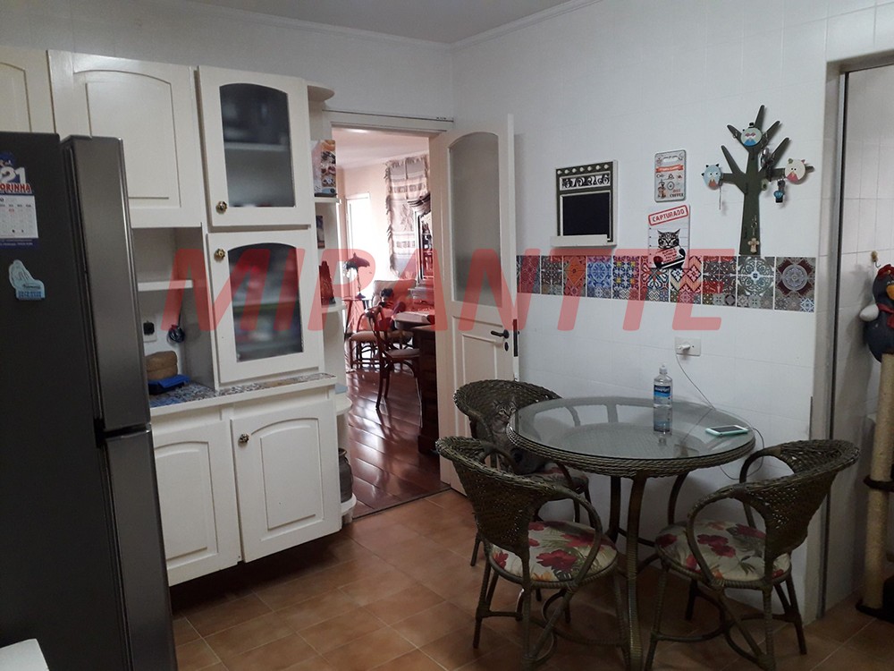 Apartamento com 3 quartos em Santana
